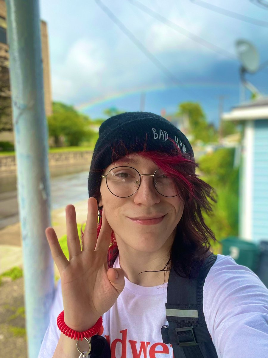 Dawn411_'s tweet photo. Hope everyones having a great day!’🤍🪽
Xoxo #love #PeaceAndLove #aesthetic #rainbow #smile #feelgood #weather #beanie #hashtag #glasses #redhair #red #roygbiv #browneyes #fem #femme #femboy #Trans #androgynous 
Who u voting for on #2024KWDA https://t.co/Od2aziw1Ec
