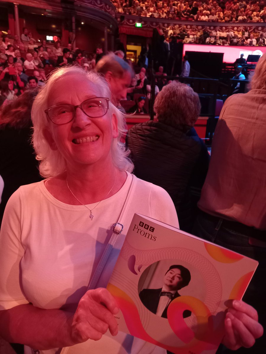 Bravo <a href="/TheCBSO/">CBSO</a>, fabulous prom tonight 🎶🔔👏👋