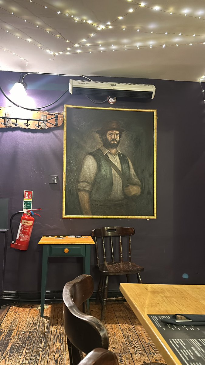 Shackleton-East tweet media