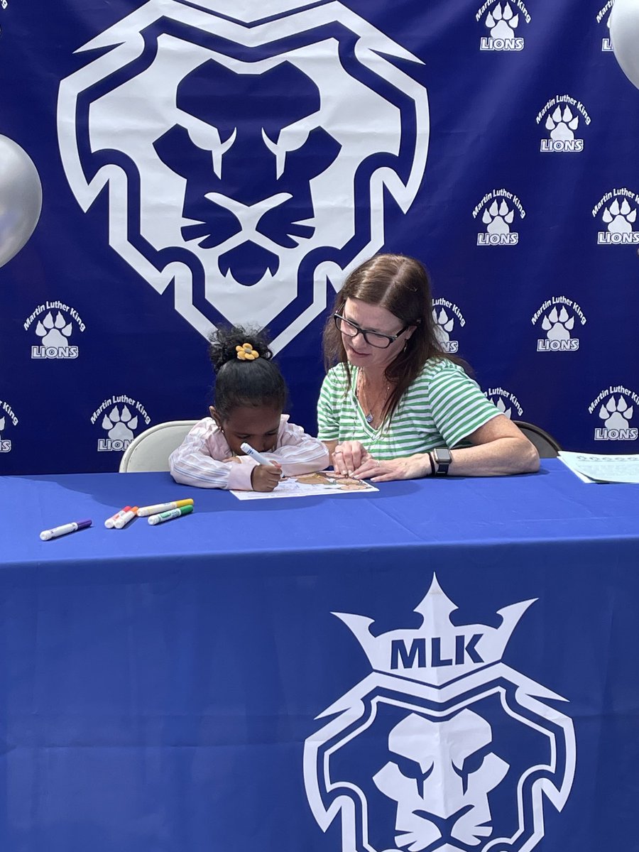 Kristin Munrett tweet media