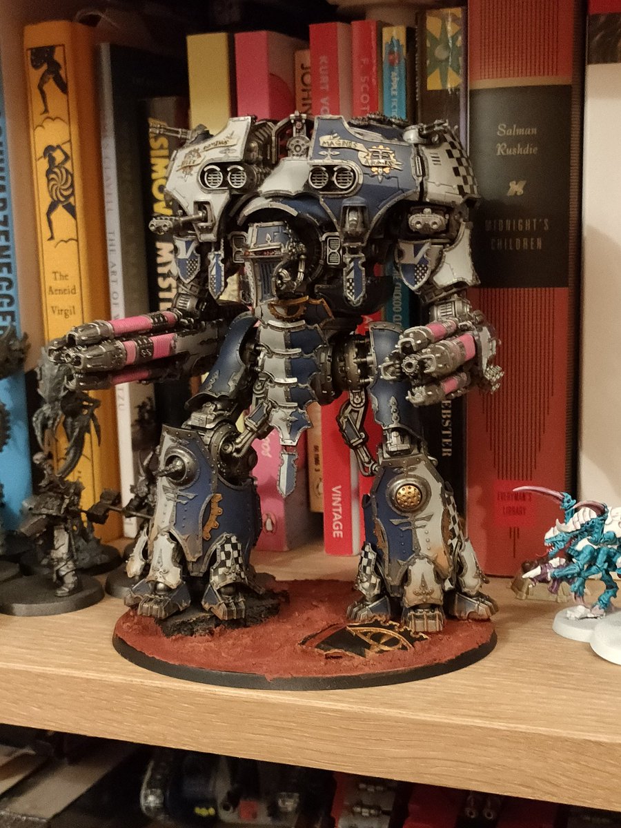 Xenith_Inc's tweet photo. The beast is pretty much done, just transfers and weathering to go! 

#adeptustitanicus #warmastertitan #titan #legiotempestus #HorusHeresy #warhammmercommunity #paintingwarhammer #30k https://t.co/RyF8gd7jMk