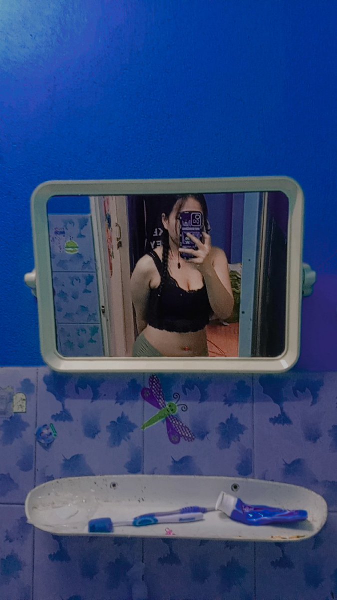 Jangsodd's tweet image. เลิกงานแล้ว อาบน้ำนอนได้💦💦