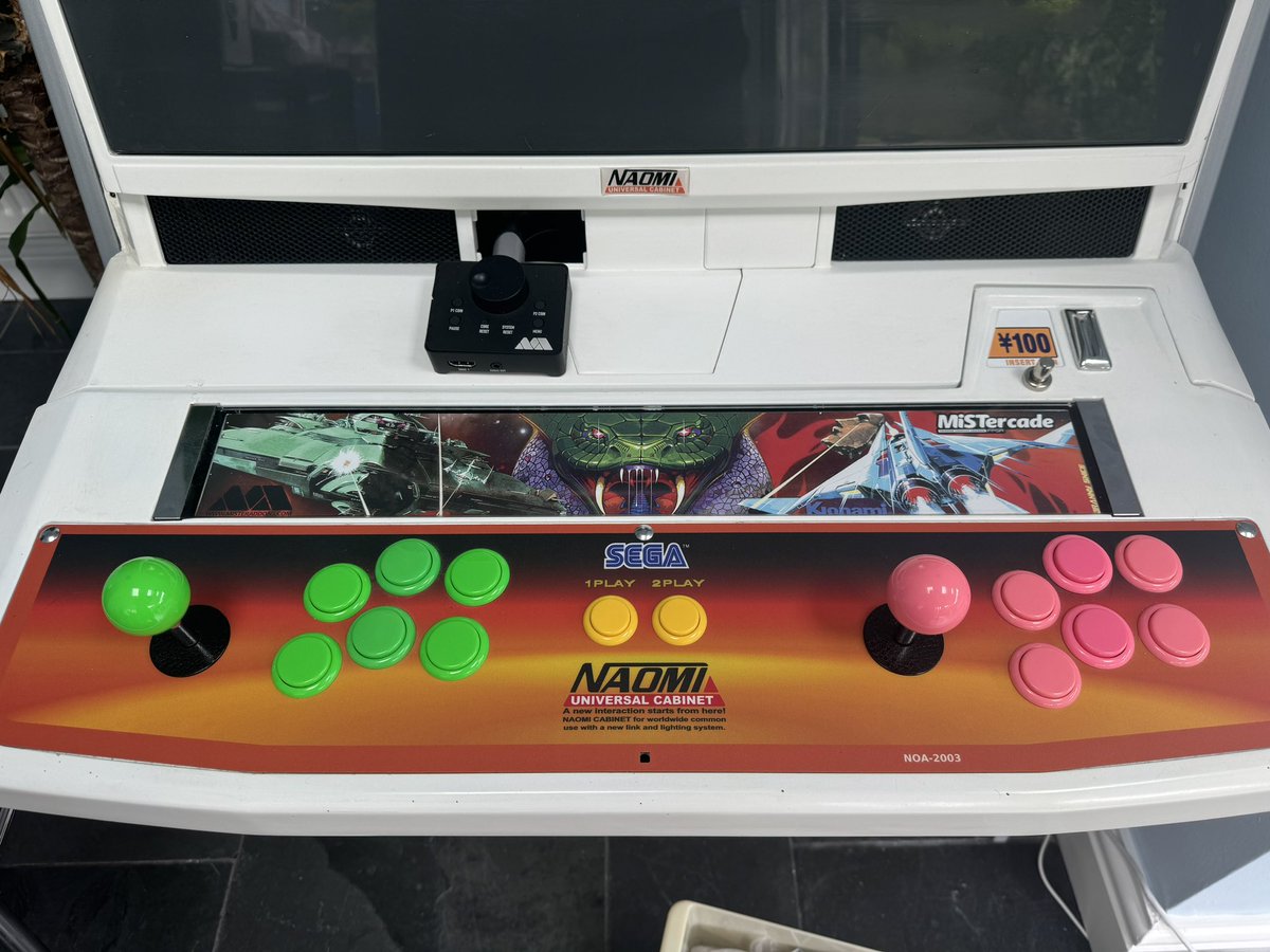 RannySnice's tweet photo. That won't be the only #marquee I will have on hand this weekend... #SEGA #BlastCity #VersusCity #NetCity #CandyCab #Art Thanks for the photo @LeeGrocott I finally got to see what my marquee looks like when backlit!😍 https://t.co/hIbRy0xYM6