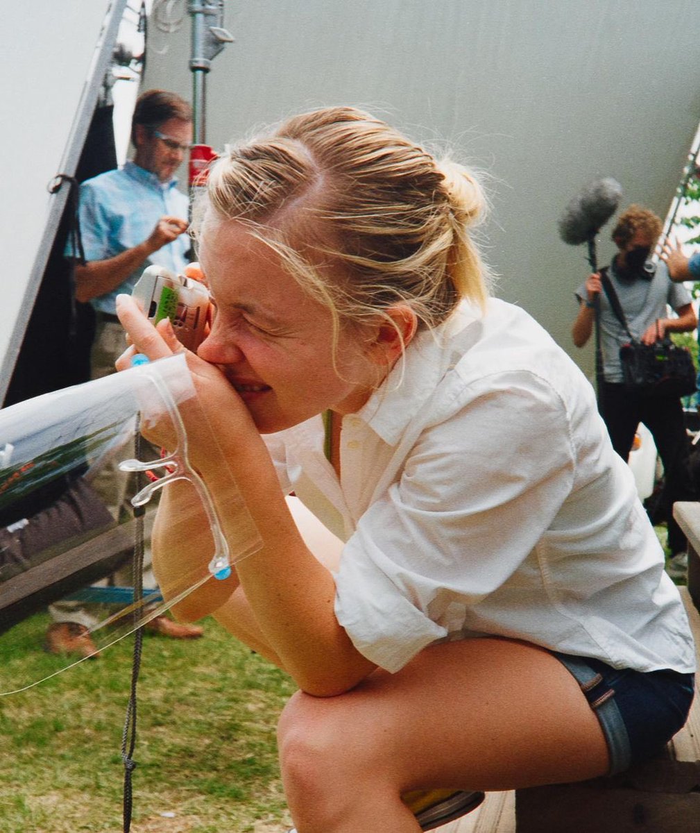 ScreenTalkRP's tweet image. © 𝗦𝗰𝗿𝗲𝗲𝗻 𝗧𝗮𝗹𝗸 • Hot T͟o͟p͟i͟c͟s͟ • 𝗠𝗼𝘃𝗶𝗲𝘀 📽️
❨ 2024 ❩ › N͟e͟w͟s͟ 🗞️
𝘁𝗮𝗴: #ScreenTalkRP

More photos of 𝗡𝗲́𝗺𝗲𝘀𝗶𝘀 𝗦. 𝗥𝗲𝗶𝗱 (@fireheartvault) during the Exterior recordings of the movie.