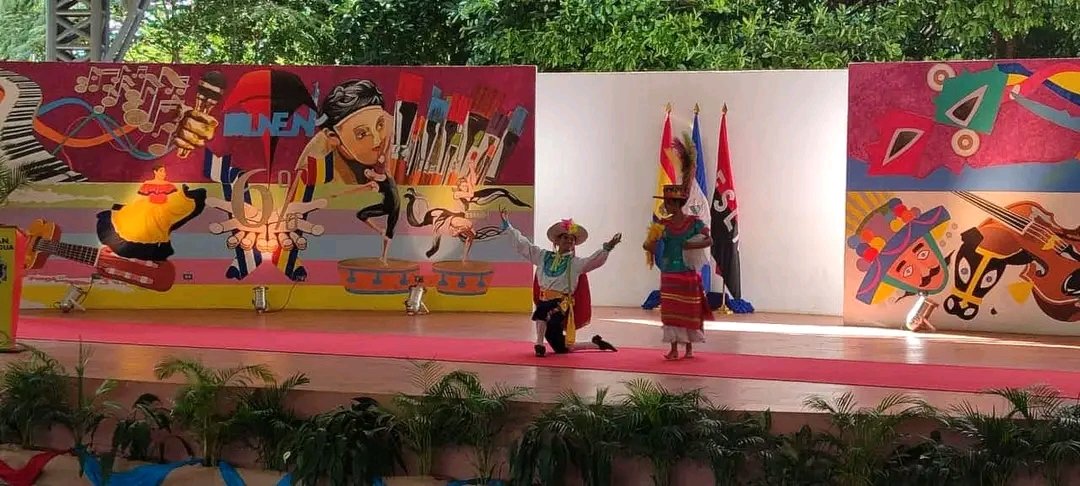 El 22 de agosto, Día Mundial del Folklore, celebramos nuestras tradiciones y cultura. Estudiantes y docentes del Área de Ciencias Económicas y Administrativas participan en este homenaje a nuestra identidad nacional.

#SomosUNAN
#SoyCSM
#4519LaPatriaLaRevolución