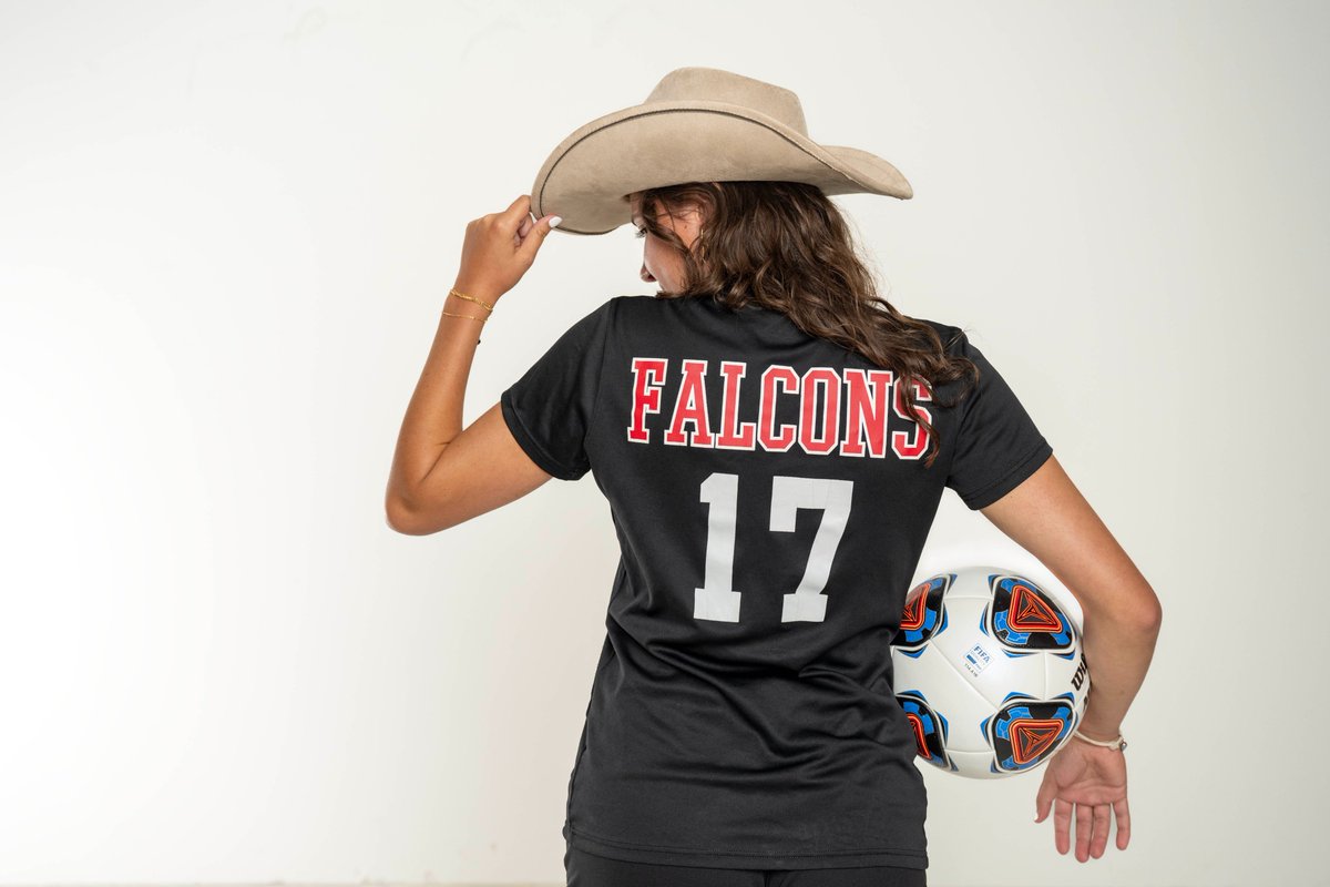 UWRFFalcons's tweet photo. Women's Soccer media day sneak peek 👀⚽️

#FFT @UWRFsoccer https://t.co/7LWUT14npo