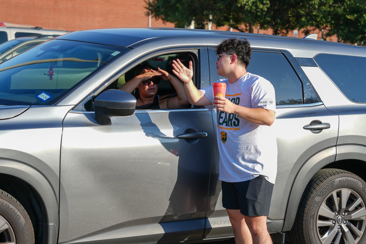 Baylor Missions, Service & Public Life tweet media