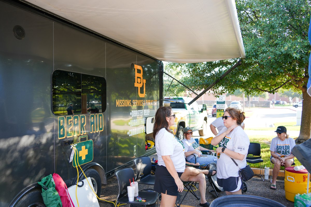 Baylor Missions, Service & Public Life tweet media