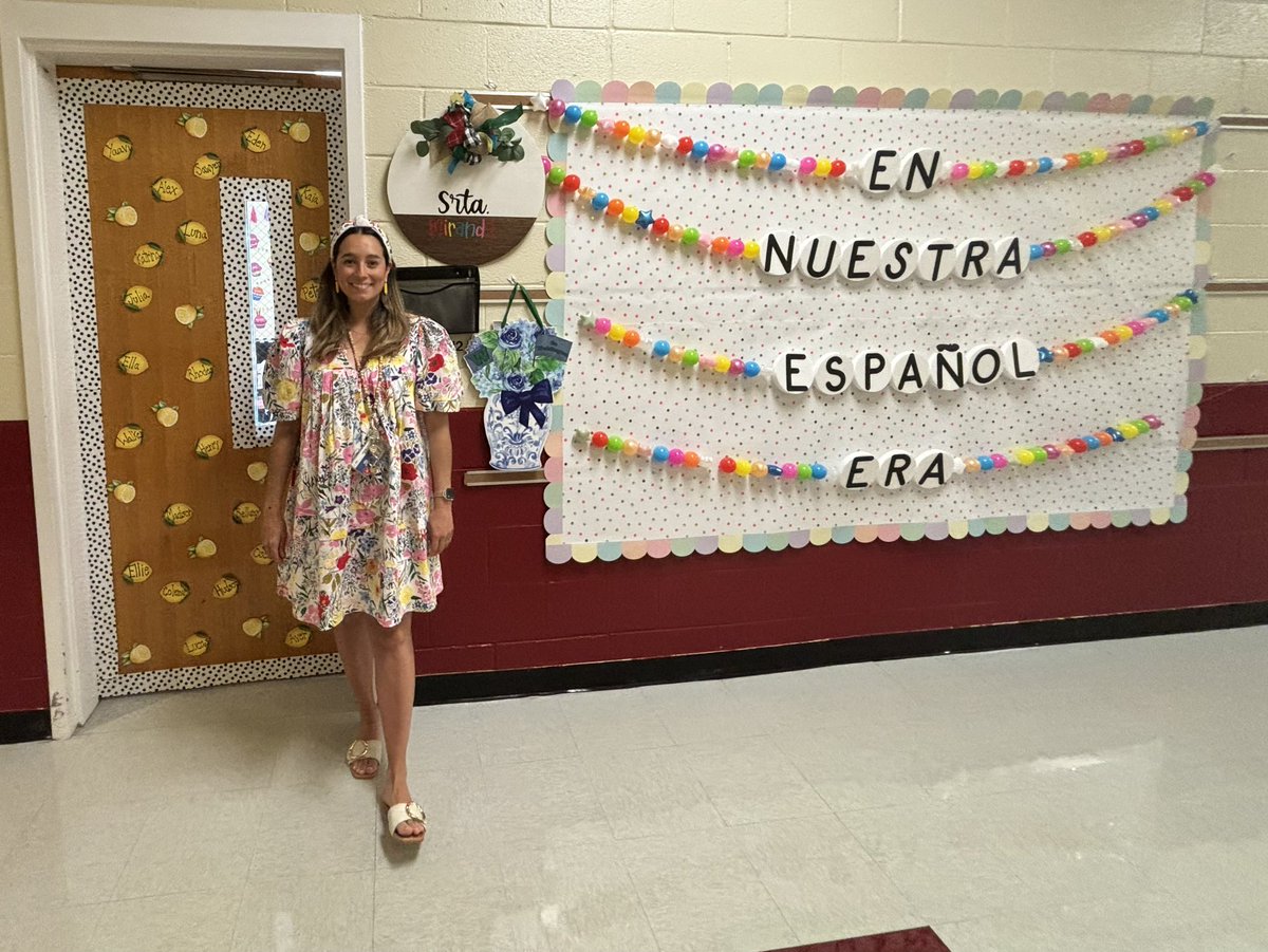MsMirandaD's tweet photo. New year!!!! Here we go again! Open house 2024, can’t wait to start a new year with my kindergarteners 🎉 we will have so much fun !!!  @ParticipateLrng  @UCPSNC @WeddingtonESNC #EnNuestraEspañolEra https://t.co/2QAW6qJCWt