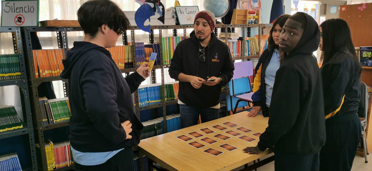 DeLTAUCN's tweet image. #DeLTAen1Día presentando nuestro modelo educativo y actividades para estudiantes en Escuela Rómulo Peña.

Postulaciones a DeLTA UCN 2025 en: bit.ly/delta2025
#Antofagasta #Mejillones