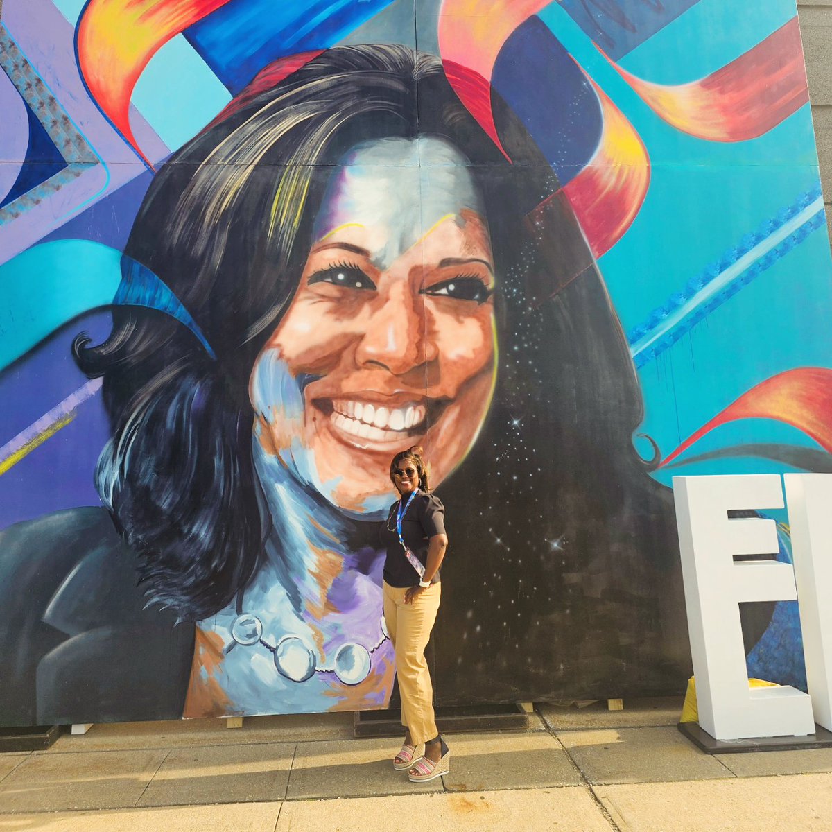 JFarrforSC's tweet photo. #DNC2024CHICAGO has been EVERYTHING! So energized and motivated to turn the page. I'm committed to #DoSomething 
#WeAreNotGoingBack https://t.co/srJV5hq3jY