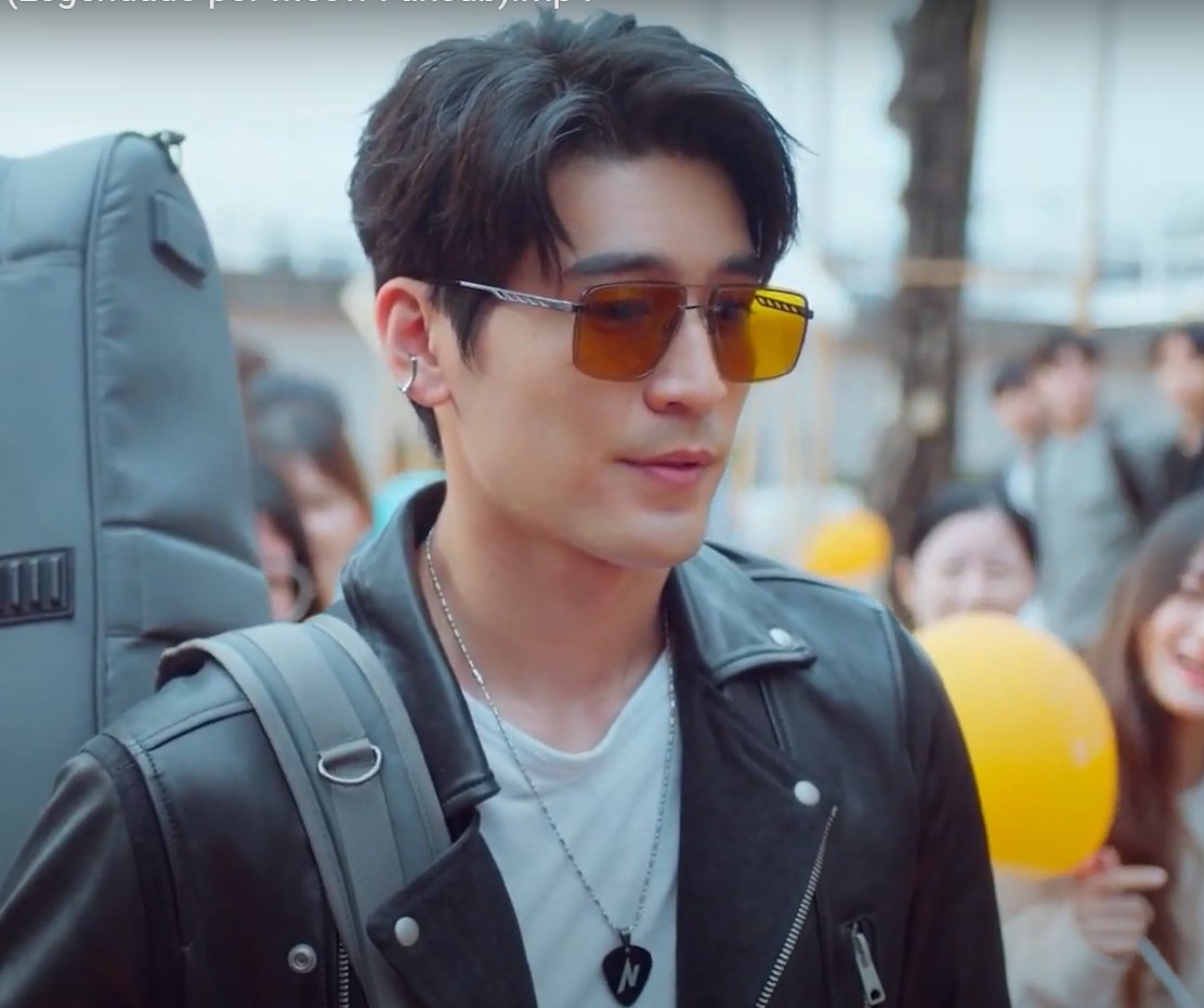 demokbl's tweet photo. o que um corte de cabelo e uma barba n faz em um homem
#firstnoteofloveep3 https://t.co/hK8bjTn8o4