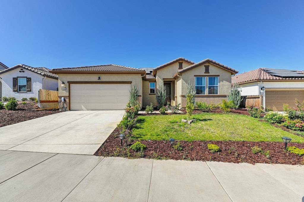 TeamSingh1's tweet photo. 9529 Ossman WAY, Sacramento, CA 95829 just hit the market!
Take a look at this awesome space: https://t.co/21e2mQTn5G https://t.co/VUSYlWTC6Y