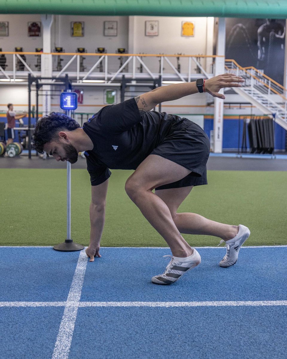 neuraltrainer's tweet photo. 🔍 Modo Fotocélula: ACTIVADO ✅

Lleva el rendimiento de tus deportistas al siguiente nivel con nuestra función fotocélula. 

Evalúa la velocidad parcial y total en tiempo real, con datos precisos al instante.

📡 Fácil implementación, sistema inalámbrico y largo alcance. https://t.co/oElmaklJOJ