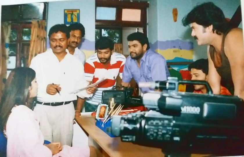 MChimmani's tweet photo. Debut film nostalgia.
#WorkingStill #FIlePic https://t.co/ectjqHuPhz