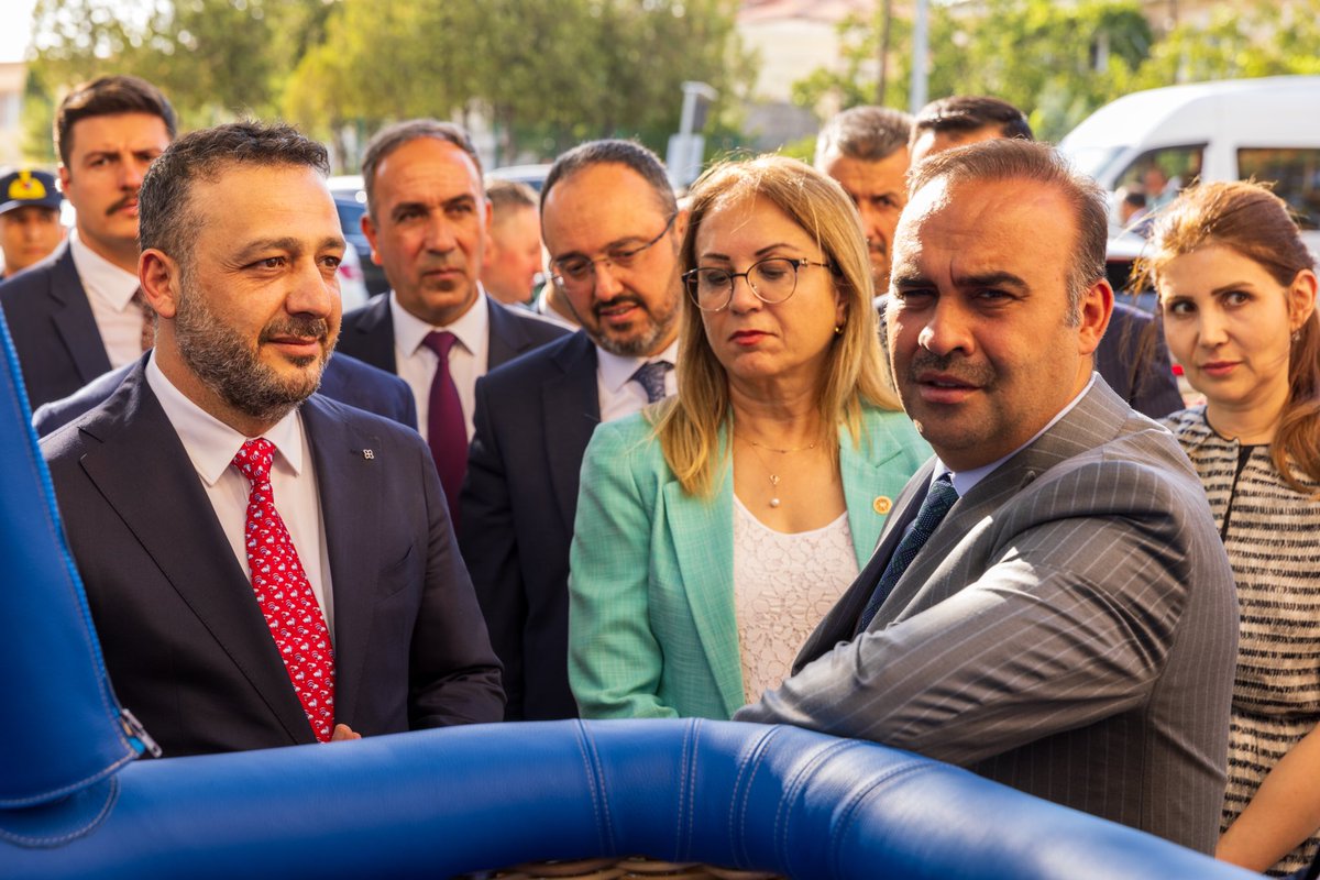 Sanayi ve Teknoloji Bakanı Mehmet Fatih Kacır <a href="/mfatihkacir/">Mehmet Fatih KACIR</a> bügün  Ortahisar, Ürgüp’te bulunan @pashaballoons sıcak hava balon üretim tesisimizi ziyaret etti. Sayın Bakanımız, Valimiz ve Vekillerimizi ülkemizdeki balon üretimi ve yeni projeler hakkında bilgilendirdik.