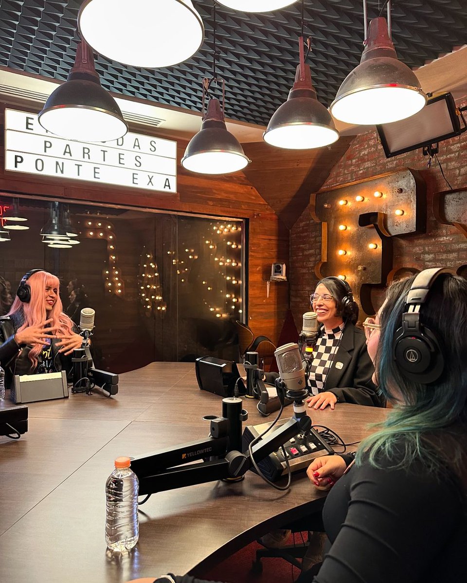 ¡Nuevo vídeo! Una charla que tuve junto a <a href="/kodashi/">Diana Rodríguez Aparicio</a> , invitadas por <a href="/Mariyolo_1/">Mariyolo</a> donde hablamos de la comunidad de <a href="/WomenInGamex/">WomenInGamex</a> sobre la <a href="/womengamejam/">WomenGameJam</a>  ¡Muchas gracias <a href="/ExaGamingOF/">ExaGaming</a> ! ♥♥♥
Vayan a escucharnos acá
👇👇👇
youtu.be/3MHOIsQaej4?si…