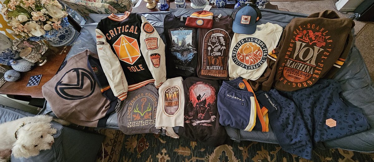 lizenrae (@lizenrae) on Twitter photo Sooo...Heroes and Villains had a sale and I bought a lot of Critical Role stuff... <a href="/hvbrand/">Heroes & Villains</a> <a href="/CriticalRole/">Critical Role</a> #HeroesVillainsBrand Sooo...Heroes and Villains had a sale and I bought a lot of Critical Role stuff... <a href="/hvbrand/">Heroes & Villains</a> <a href="/CriticalRole/">Critical Role</a> #HeroesVillainsBrand