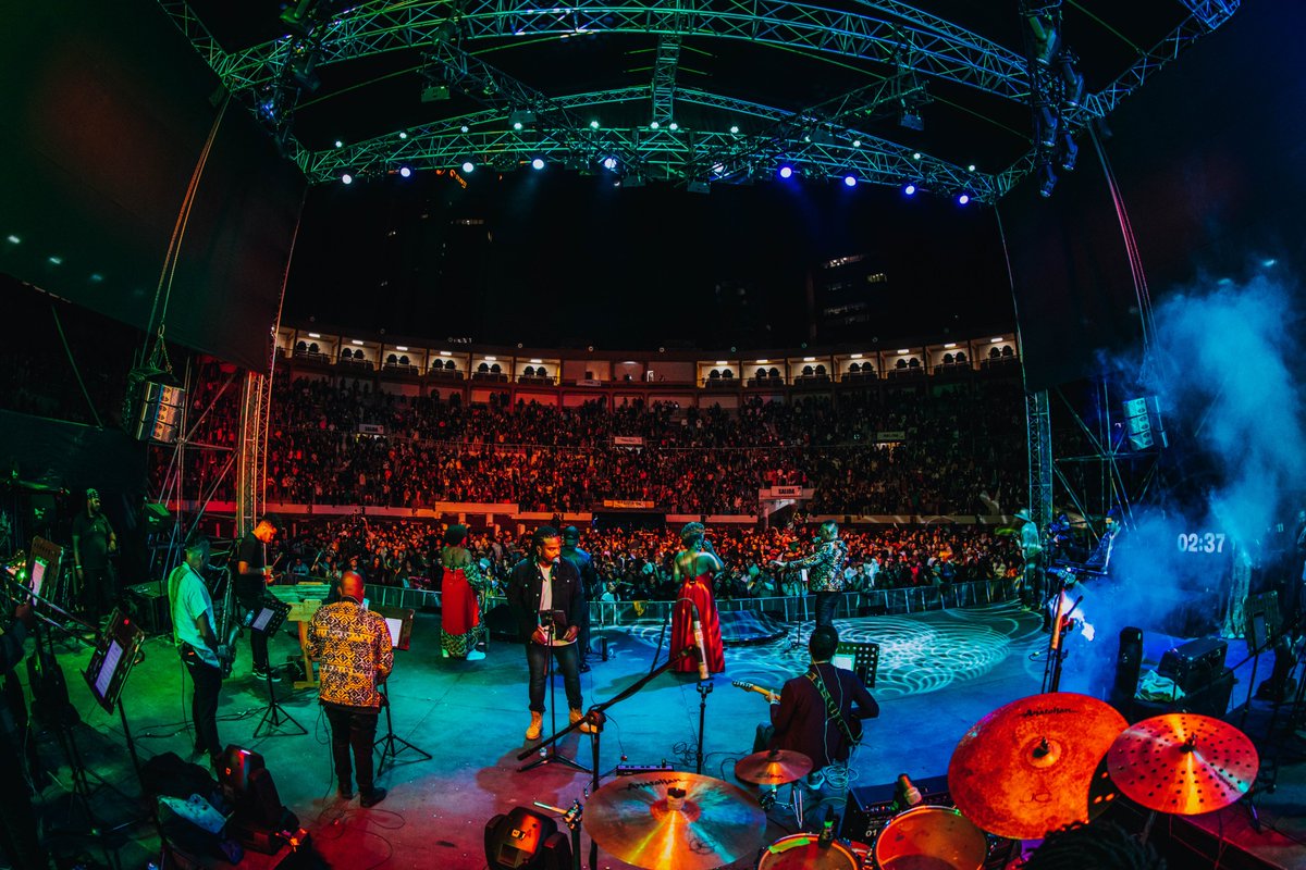 BogotaTransito's tweet photo. ¡El Festival Petronio Álvarez llega a #BogotáMiCiudadMiCasa!🎶El #BronxDistritoCreativoPresenta y @alcaldiabogota traen el Pacífico a La Plaza Cultural La Santamaría.  ¡No te lo pierdas este 31 de agosto! 

📸: Andrés Rincón, fotógrafo @fundaciongilbertoalzate https://t.co/JA0rWFwB5N