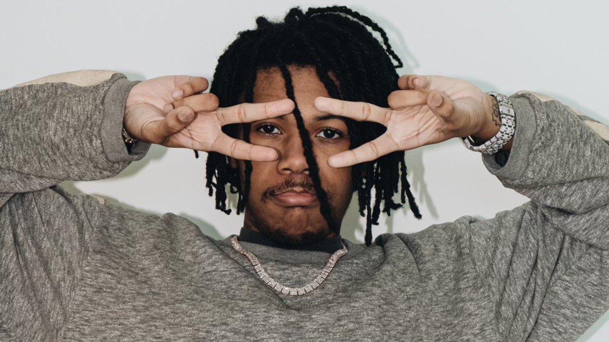 Kurrco's tweet photo. Kankan with more shots @ Destroy Lonely 😬
"stop dissin n let that weak shit flop"
"difference between me n you is u a employee"