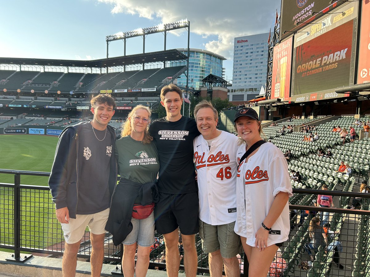 ChesterOrNot's tweet photo. Earlier this evening at the @Orioles game! #46 https://t.co/EPuAkNE5yc