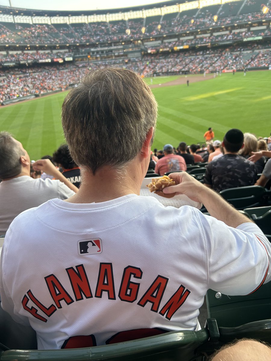 ChesterOrNot's tweet photo. Earlier this evening at the @Orioles game! #46 https://t.co/EPuAkNE5yc
