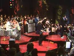 FatOldAnarchist's tweet photo. #FeelgoodFriday #DrFeelgood - She Does It Right #BBCSession #masterpiece
https://t.co/iapnBEFDzk @lee0969 @NatalieAHood @sineadmcfc @DrBrookeDaniels @AuxComtesse @gunclub_music @GeorgiosMasman2 @Notoldjustexpe1 @mal_onelondon
@nikidoog @deborahvanjohn1 @SkamanD14 @LazyStardust5 https://t.co/yuaXnDZuBF