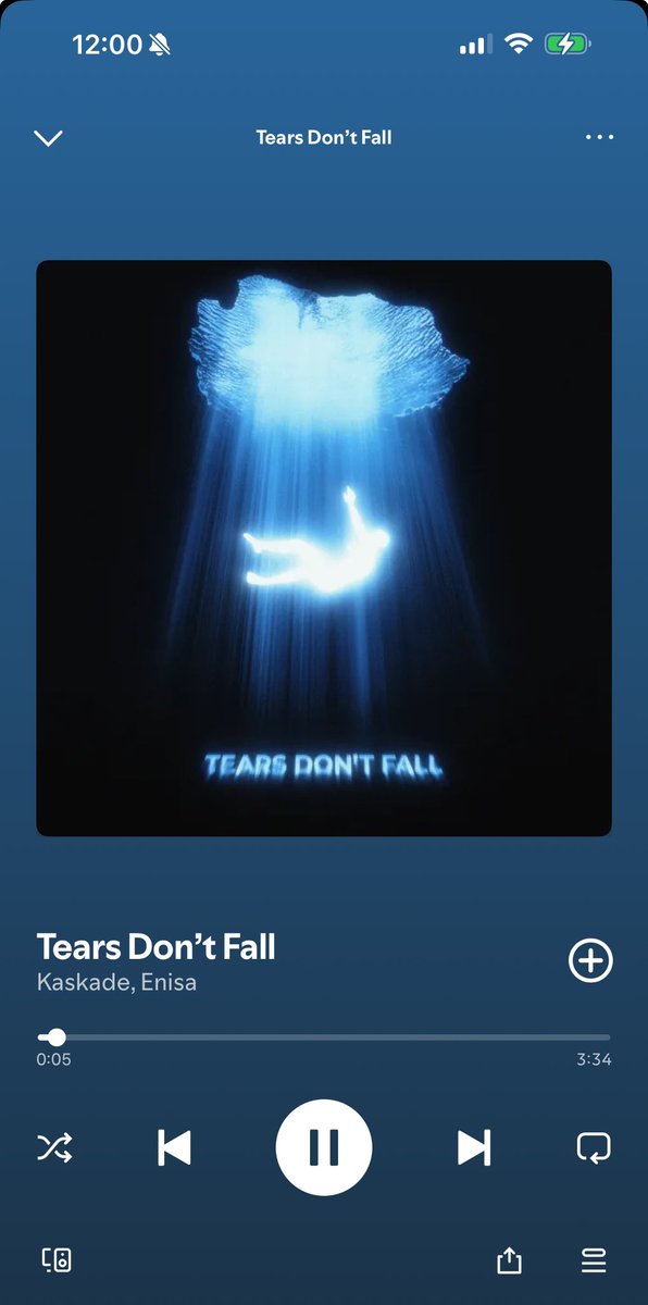 guitocho's tweet photo. Instant classic by @kaskade and @IAmENISA !!! #tearsdontfall #letthemusicspeak @KaskadeKonnect #kaskade Thanks for the memories !!! https://t.co/RaMf4hlS94