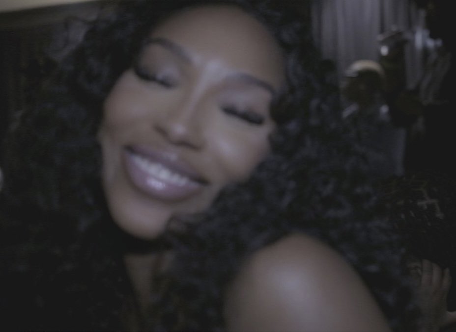 ChalynnMonee's tweet photo. when ur man says he’s otw https://t.co/YOqI9E0535
