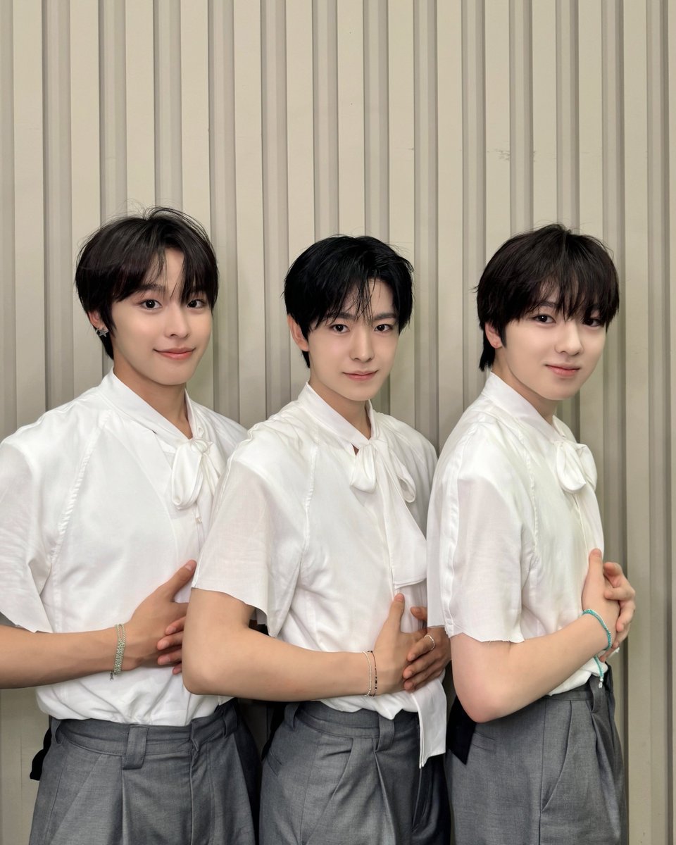 Send this to someone who you love 

#RIKU #YUSHI #SAKUYA
#리쿠 #유우시 #사쿠야
#リク #ユウシ #サクヤ  
#NCTWISH