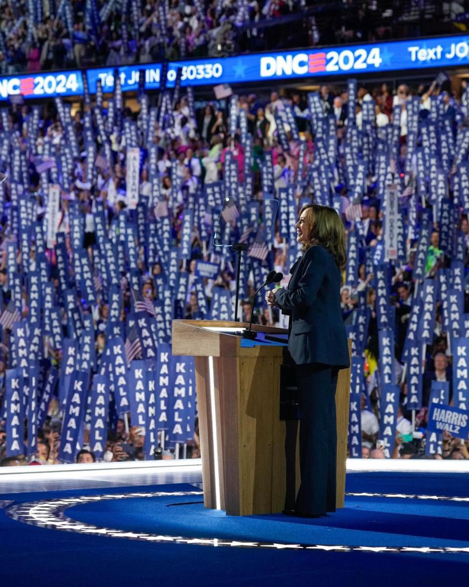 Michelle Obama (@michelleobama) on Twitter photo What an inspiring and historic night — a true representation of what it means to be an American. <a href="/KamalaHarris/">Kamala Harris</a> delivered an impassioned and powerful speech tonight that showed the country and the world that she is ready to lead us forward.
She did her part with grace, strength, What an inspiring and historic night — a true representation of what it means to be an American. <a href="/KamalaHarris/">Kamala Harris</a> delivered an impassioned and powerful speech tonight that showed the country and the world that she is ready to lead us forward.
She did her part with grace, strength,