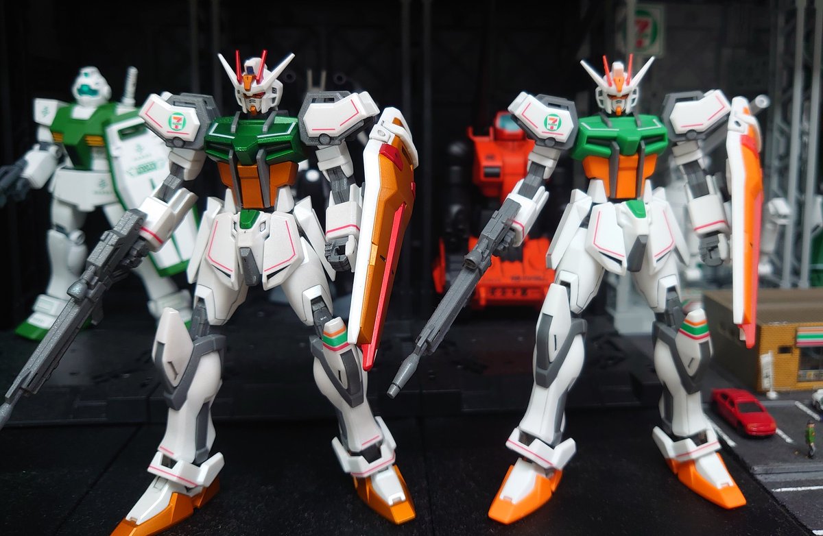 lamasan00's tweet photo. EG  ストライクガンダム完成しました

ホワイト部分は成形色にミラーパウダーを混ぜたトップコートをふいてます
その他の部分はキャンディ塗装に最後に艶消しクリア仕上げ
グレーの部分は少しだけキラキラパウダー

写真では解りにくいですが車のパールホワイトみたいな感じです

#ガンプラ https://t.co/mkIalHmyJL