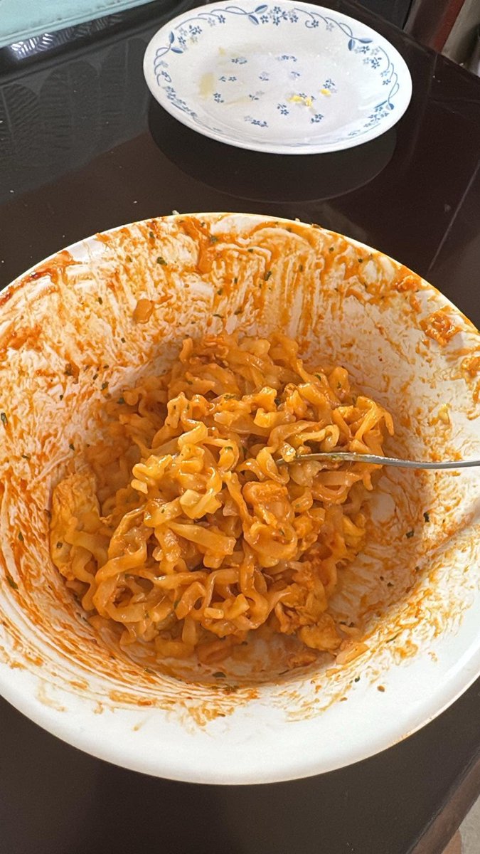 _patrickilagan's tweet photo. @mayarettiwt It really is indeed feels like home even if were far apart @mayarettiwt #FridayLunch https://t.co/nsZaMzKUI3