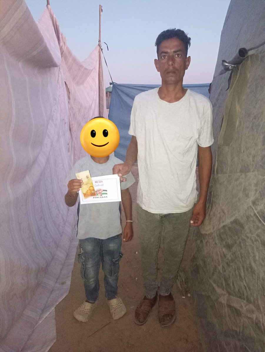 GazaDirectAid's tweet photo. Together to relieve Gaza, our team implements the cash assistance project for displaced families in the southern Gaza Strip 
https://t.co/Q0G6hxKfQ9
@rida_ehab https://t.co/kt5r3wRQp8