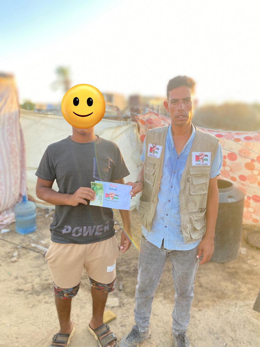 GazaDirectAid's tweet photo. Together to relieve Gaza, our team implements the cash assistance project for displaced families in the southern Gaza Strip 
https://t.co/Q0G6hxKfQ9
@rida_ehab https://t.co/kt5r3wRQp8