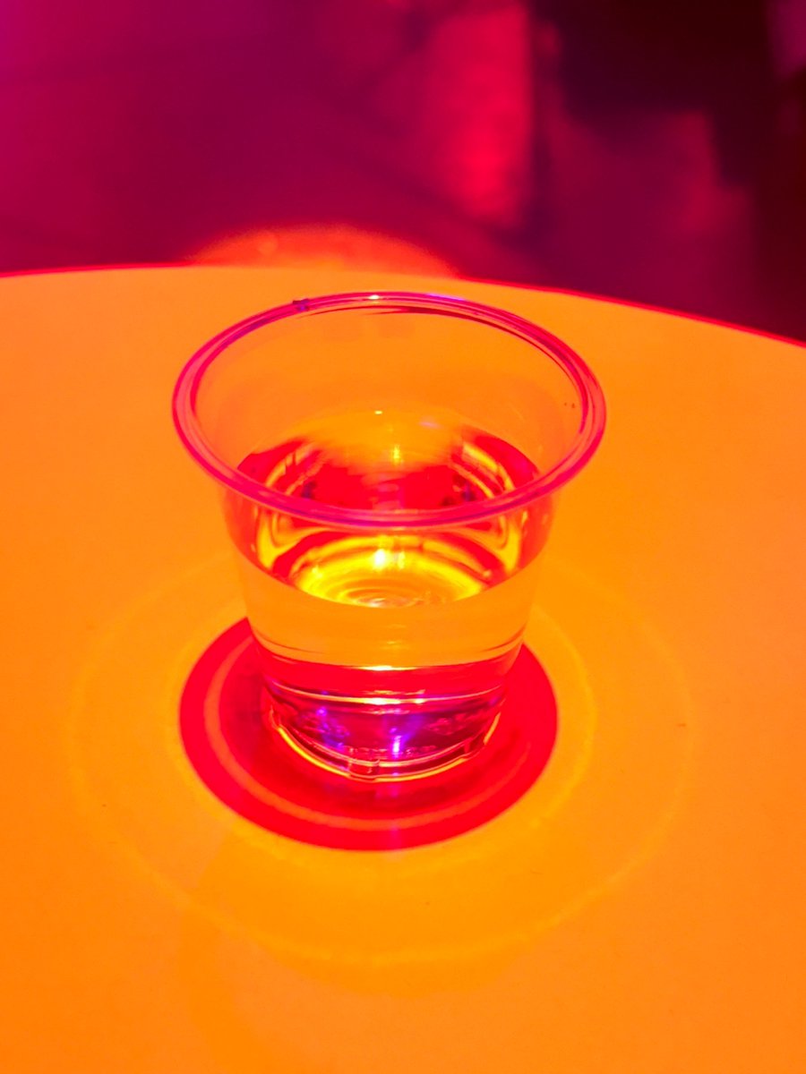 Sync Next 24 이스트허그 × 64ksana <군문열림>

🔥블랙박스 씨어터에 클럽 개장📢

무대 한가운데 거대한 기둥을 감싸는 이스트 허그의 강렬한 미디어아트와 고막을 홀리는 64ksana의 사운드

지금껏 경험해 보지 못한 컨템퍼러리 굿 퍼포먼스!

8.23 Fri 7:30 PM
8.24 Sat 3 PM, 7 PM
세종S씨어터