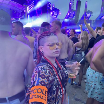 camluuna's tweet photo. DECIBEL 🔊 #Decibel #hollande #picolenational #NouvellePhotoDeProfil https://t.co/OH2UrjMitL