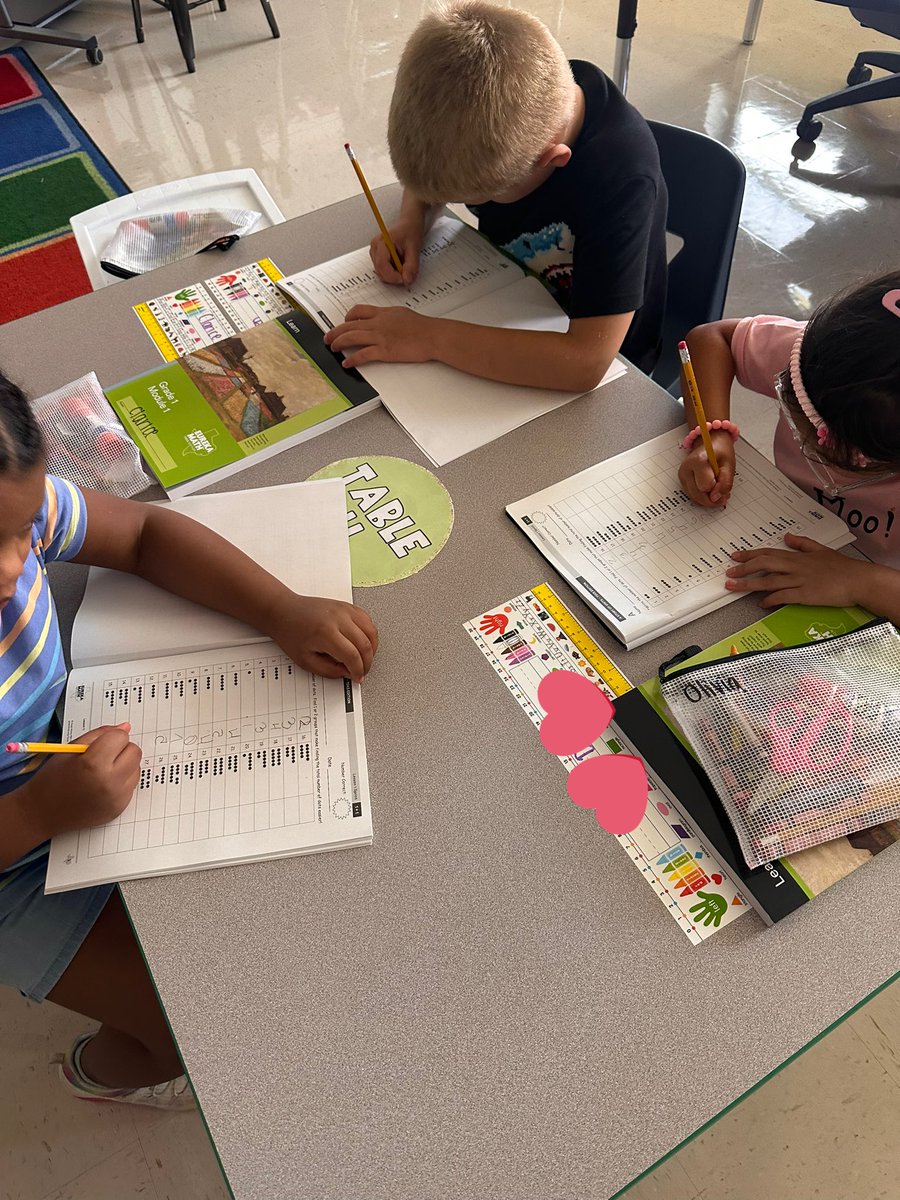 MsKiarasClass's tweet photo. Ready, set, sprint! They are getting so much faster with our Eureka sprints day by day. 🔢📝 #DiamondsShineBright https://t.co/hZ3C2nkCW8
