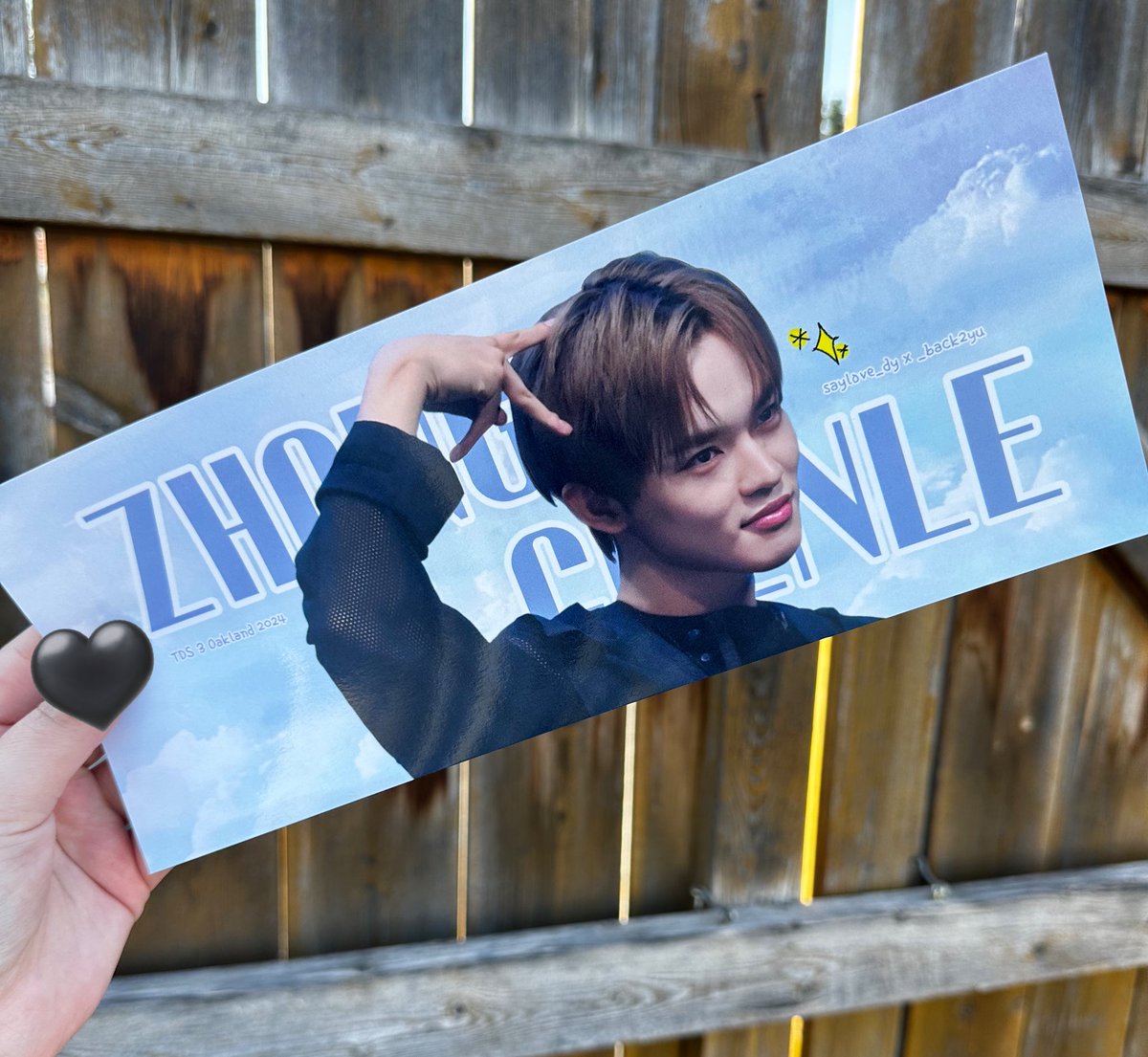 kdyjwks's tweet photo. Jisung &amp; Chenle Support Banners 
⇾ Preview ↴
Oakland TDS3 / Sept 14th

Limited Quantities!
Collab with @_back2yu !!😁💚

Find us at the venue for some cute Chenji!!
#TDS3 #TDS3inOakland #THEDREAMSHOW3 https://t.co/10hRZ5xatX