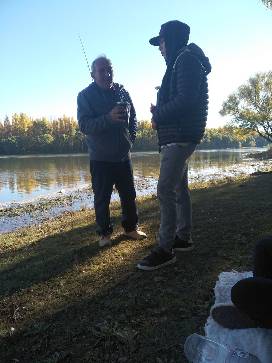 jaramill018's tweet photo. Una meta menos,  una de las cuantas motos que nos pasamos hablando horas y horas, me hiciste mucha falta jodiendo me con que vaya con cuidado y deseándome suerte, no me cabe duda que me diste una mano enorme💓✊🏽🚀 https://t.co/Emr22ZnFss