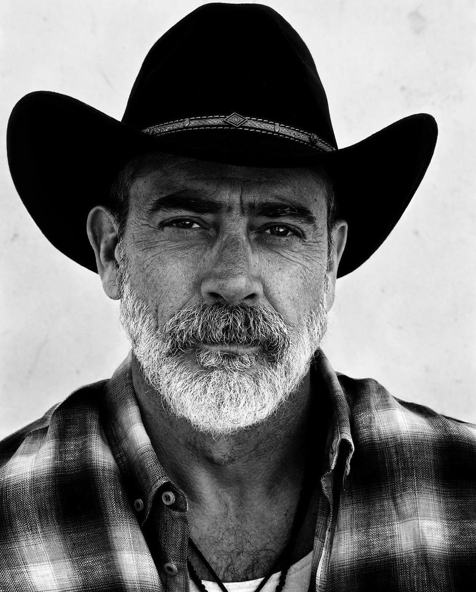 Jeffrey Dean Morgan Brasil tweet media