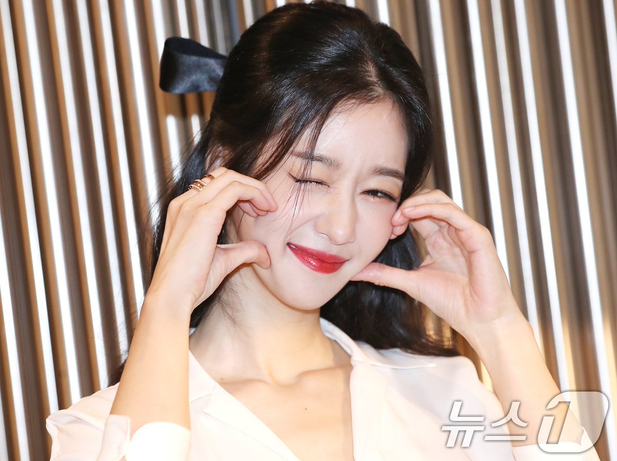 imsangmis's tweet photo. Seo Yeaji at the Nars Cosmetics Brand Event in Seoul 💄

#서예지 #SeoYeaJi https://t.co/7z9zO47297