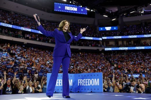 funder's tweet photo. Let me hear you! Who else is absolutely without a doubt voting for Kamala Harris? #KamalaFightsForFreedom https://t.co/9OHOCcVLr6