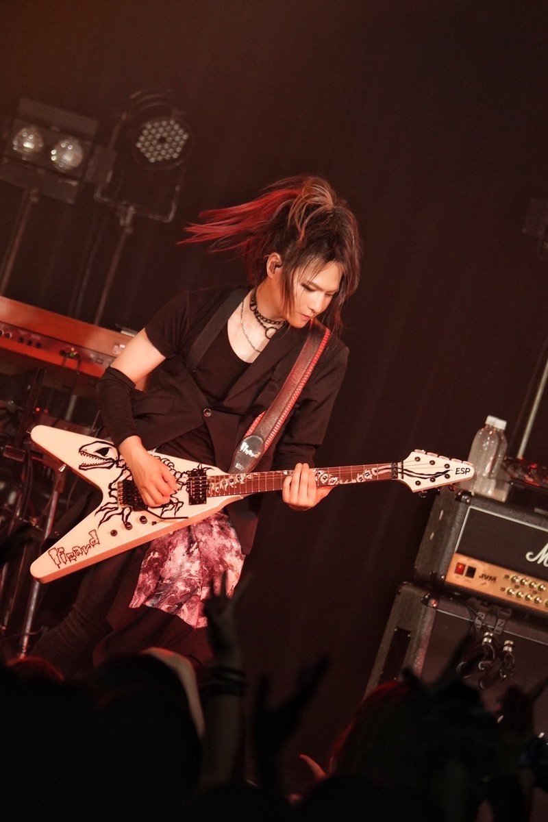 YUKI_Snowman_XX's tweet photo. おはよう^_^
昨日はRayflower fleekツアーファイナル、改めてありがとう！
地方現地の方も、地方に駆けつけてくれて応援してくれた方も、本当にありがとう！
自宅に帰ってから、定点カメラのライブ映像を見て自画自賛しますが、はやり良いライブでした^_^
みんなの声もめっちゃ入ってて、胸熱でした！ https://t.co/q9BB4fmbqs