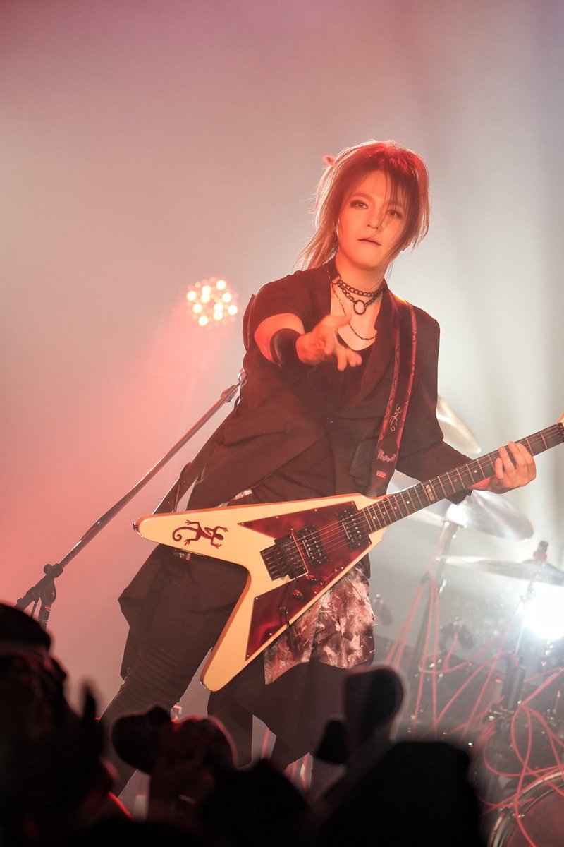 YUKI_Snowman_XX's tweet photo. おはよう^_^
昨日はRayflower fleekツアーファイナル、改めてありがとう！
地方現地の方も、地方に駆けつけてくれて応援してくれた方も、本当にありがとう！
自宅に帰ってから、定点カメラのライブ映像を見て自画自賛しますが、はやり良いライブでした^_^
みんなの声もめっちゃ入ってて、胸熱でした！ https://t.co/q9BB4fmbqs