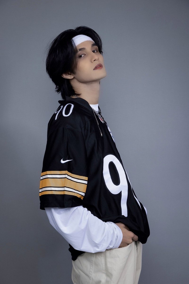 [⭐️] SY•NC SPECIAL PHOTO - SEVI

Come chat with SEVI this Saturday on TikTok Live

🔜 08.24.24 

#SYNCPH #SYNC_SEVI