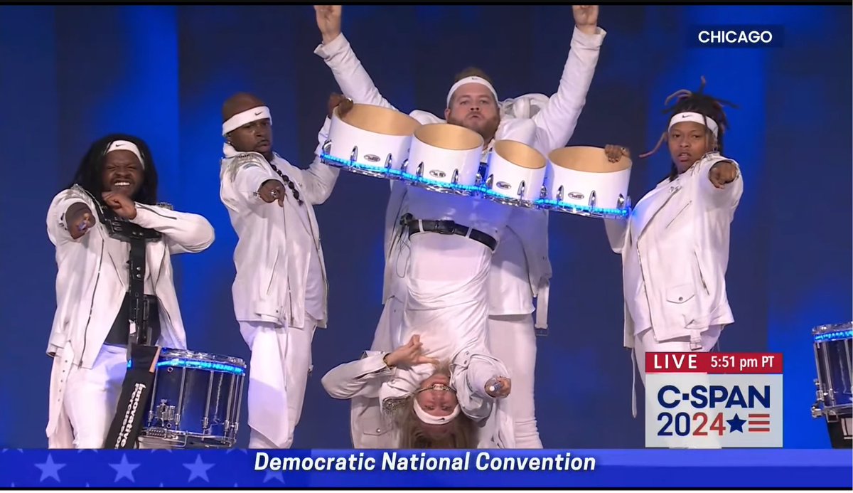 byetwit's tweet image. #WeNotGoingBack
#HarrisWalzBringsJoy 
#DNC2024