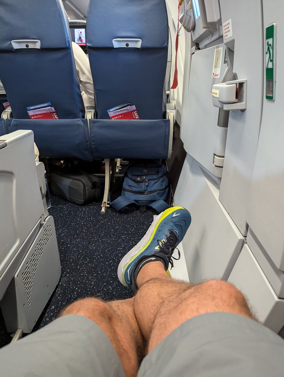 Dolfans311's tweet photo. Adios San Antonio. Be back home at 2AM 😪 https://t.co/yQPx6eANZB