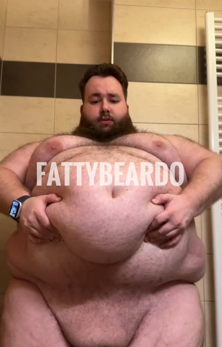 Always love showing off how my hog <a href="/FattyBeardo/">FattyBeardo</a> has been blowing up. Look at this giant blob of lard. He struggles so much with reaching his overhang now, I wonder how much longer until his burying fat pad will be out of reach.