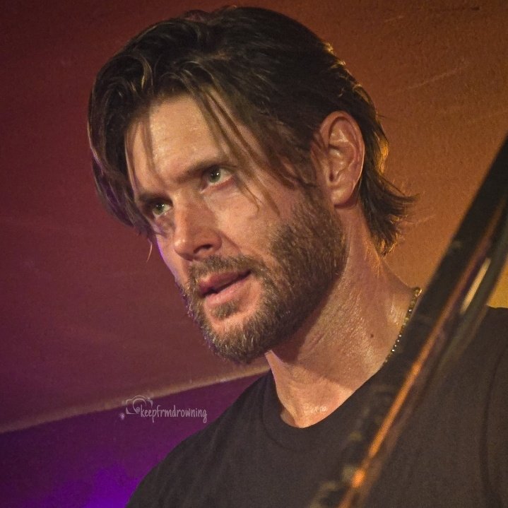 PUTA QUE PARIU HEIN ACKLES 🥵
#JensenAckles #SPNFamily